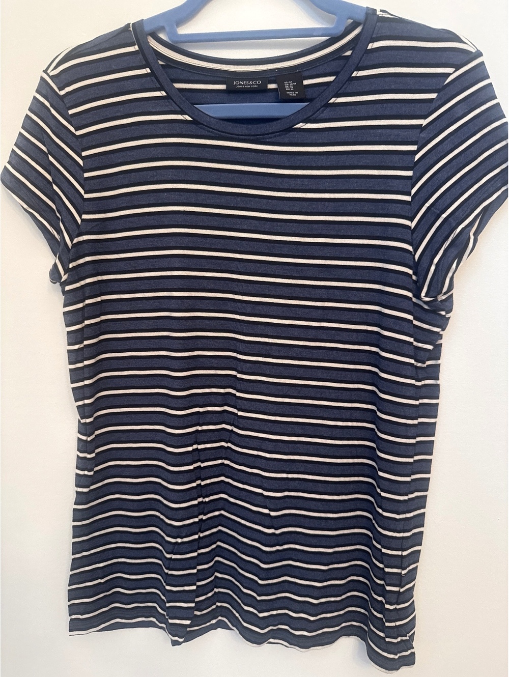 Jones & Co Striped Blue and White T-Shirt, Size M